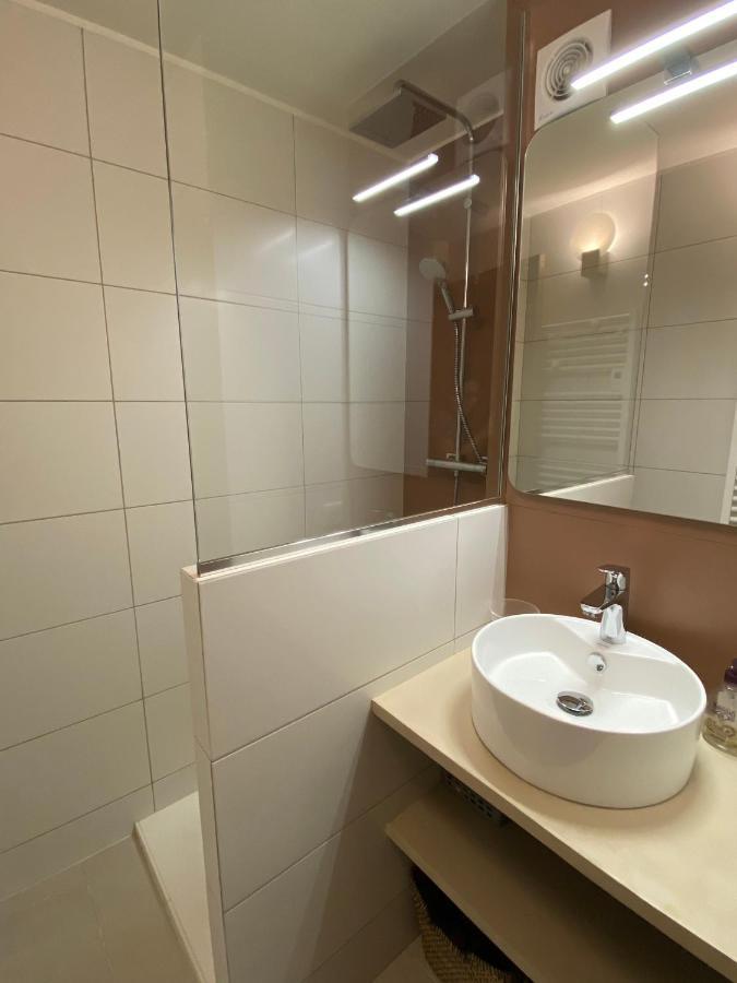 L'Arbousier Bed & Breakfast เลอรายอล-กานาเดล-โซร์-แม ภายนอก รูปภาพ